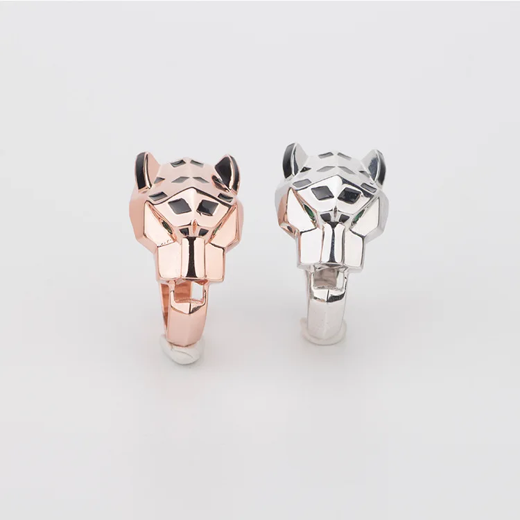 Зимний и осенний женский свитер стильный вечерние ювелирные изделия гладкой