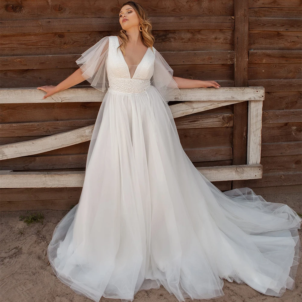 

Gorgoues Plus Size Wedding Dress Custom Deep V Neck Short Sleeves Lace Appliques A Line Bridal Dresses Marriage Gowns