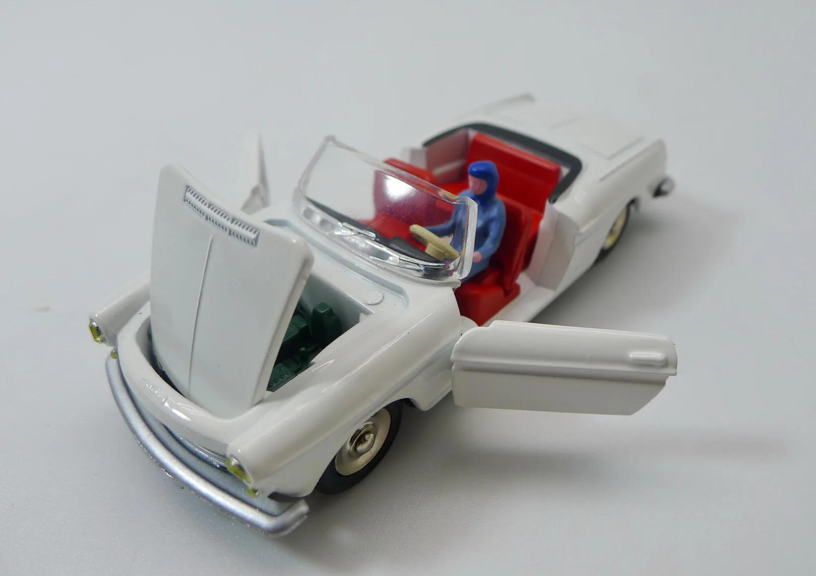Atlas Dinky Toys 528 PEUGEOT 404 Cabriolet 1:43 литой модельный автомобиль
