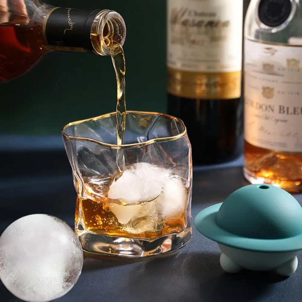 

Ice Cube Mold Saucer Shape Good Sealed Performance Silicone Small Ice Ball Maker Tools for Home Bar Kitchen