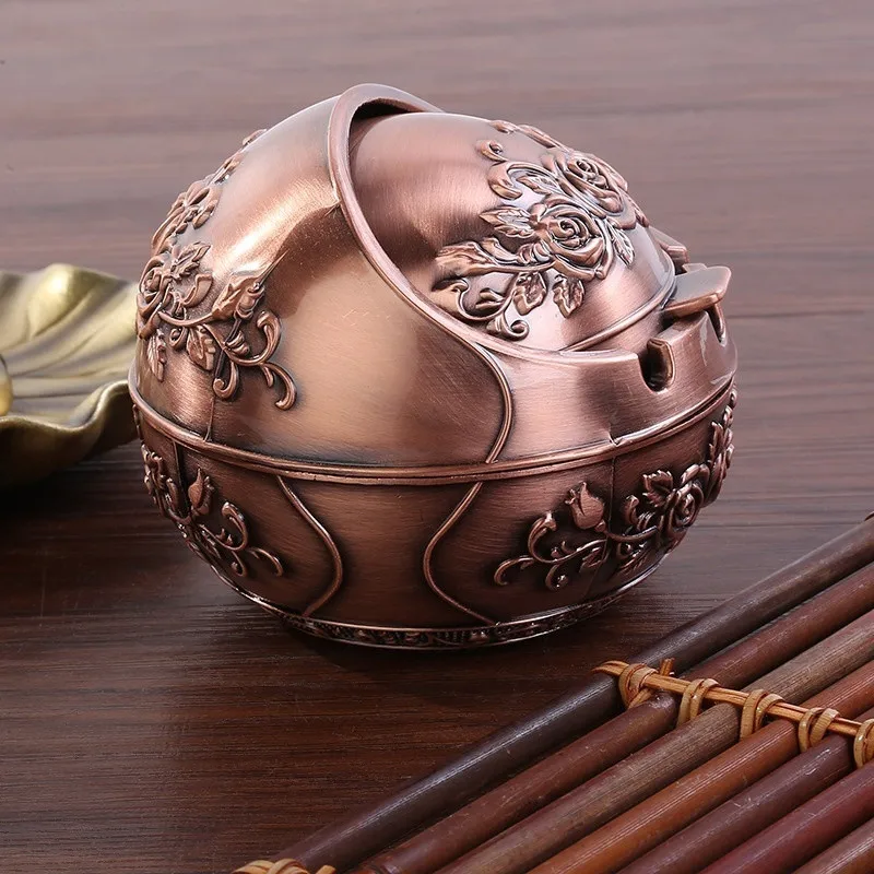 

Creative Metal Ashtray Cigaret Holder Smoke Butt Holder Multi-Functional Office Ashtray Smoking Accessories Home Decor Ornaments