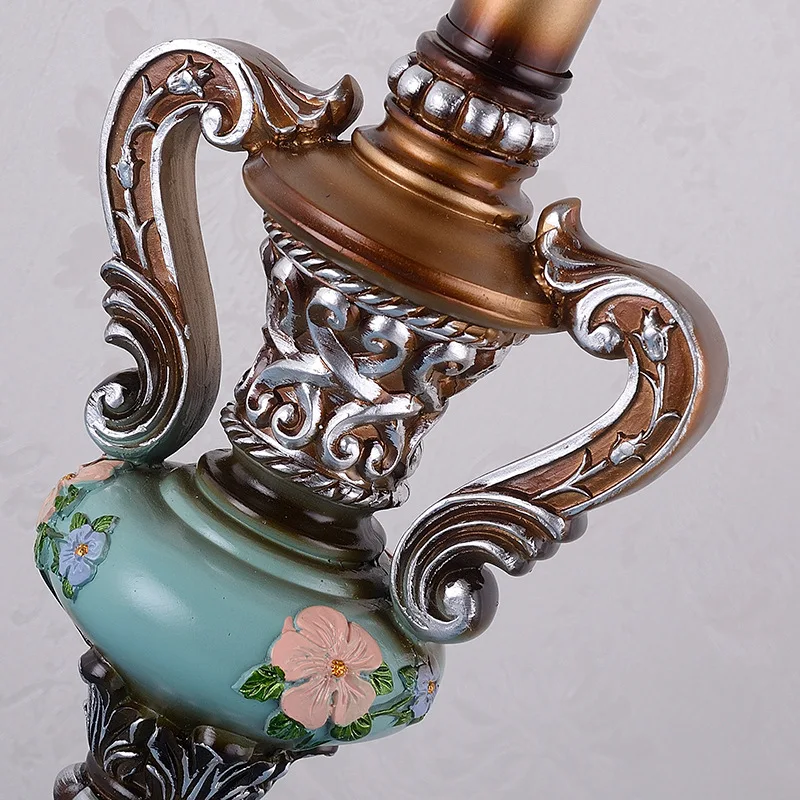 Европейская полимерная прикроватная лампа креативный роскошный светильник в