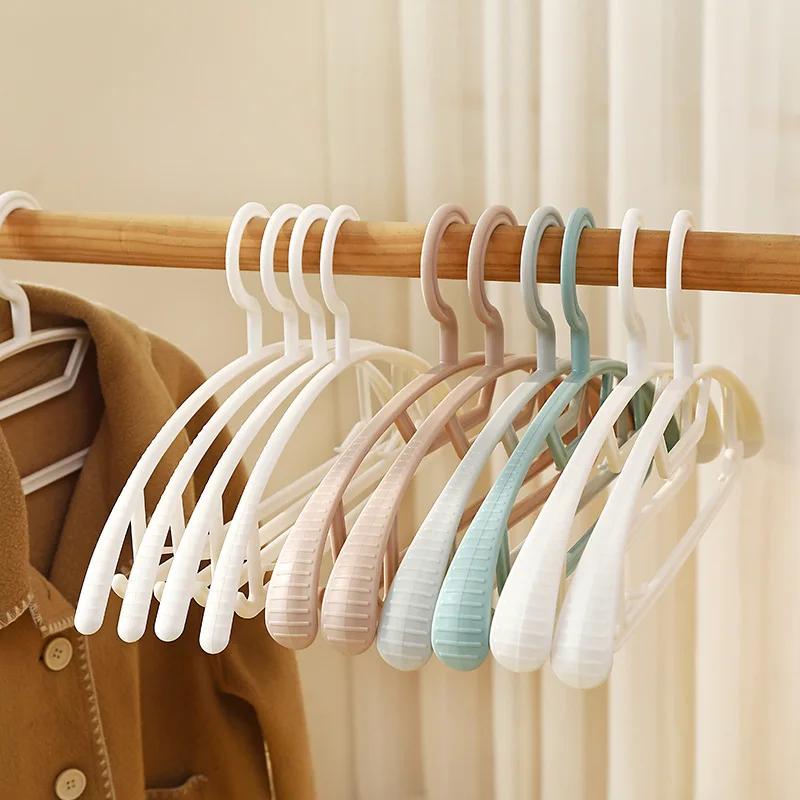 

10PCS Portable Plastic Display Hangers Clothes Hanger Racks Windproof Coats Hanger Clothing Organizer