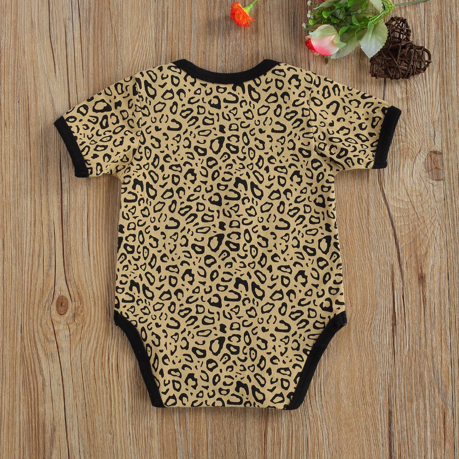 

2021 New Summer 0-24M Baby Girl Boy Leopard Print Short Sleeve Bodysuit One-piece Newborn Toddler Infant Outfit Clothes