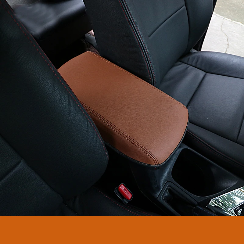 Lsrtw2017 волокна Кожаный чехол для автомобиля с подлокотником для toyota rav4 2012 2013 XA40 - Название цвета: 3