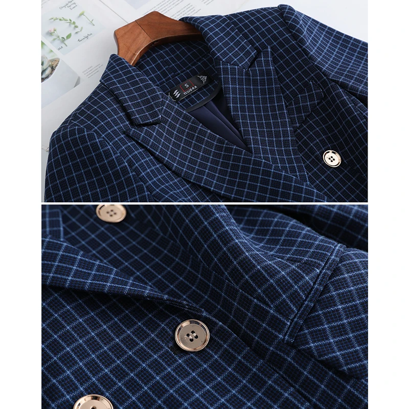 Женский деловой костюм двубортный Блейзер темно синий и бежевый клетчатый