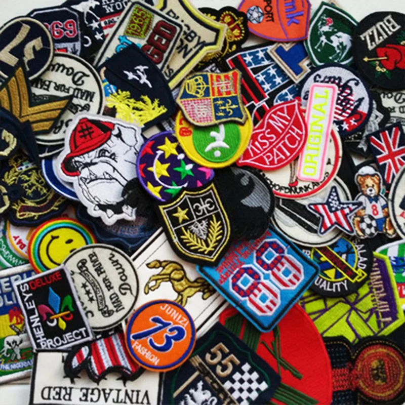 

30pcs/lot Cartoon patchs mixed random patches for clothing iron embroidered patch iron sew on patch accessories for clothes