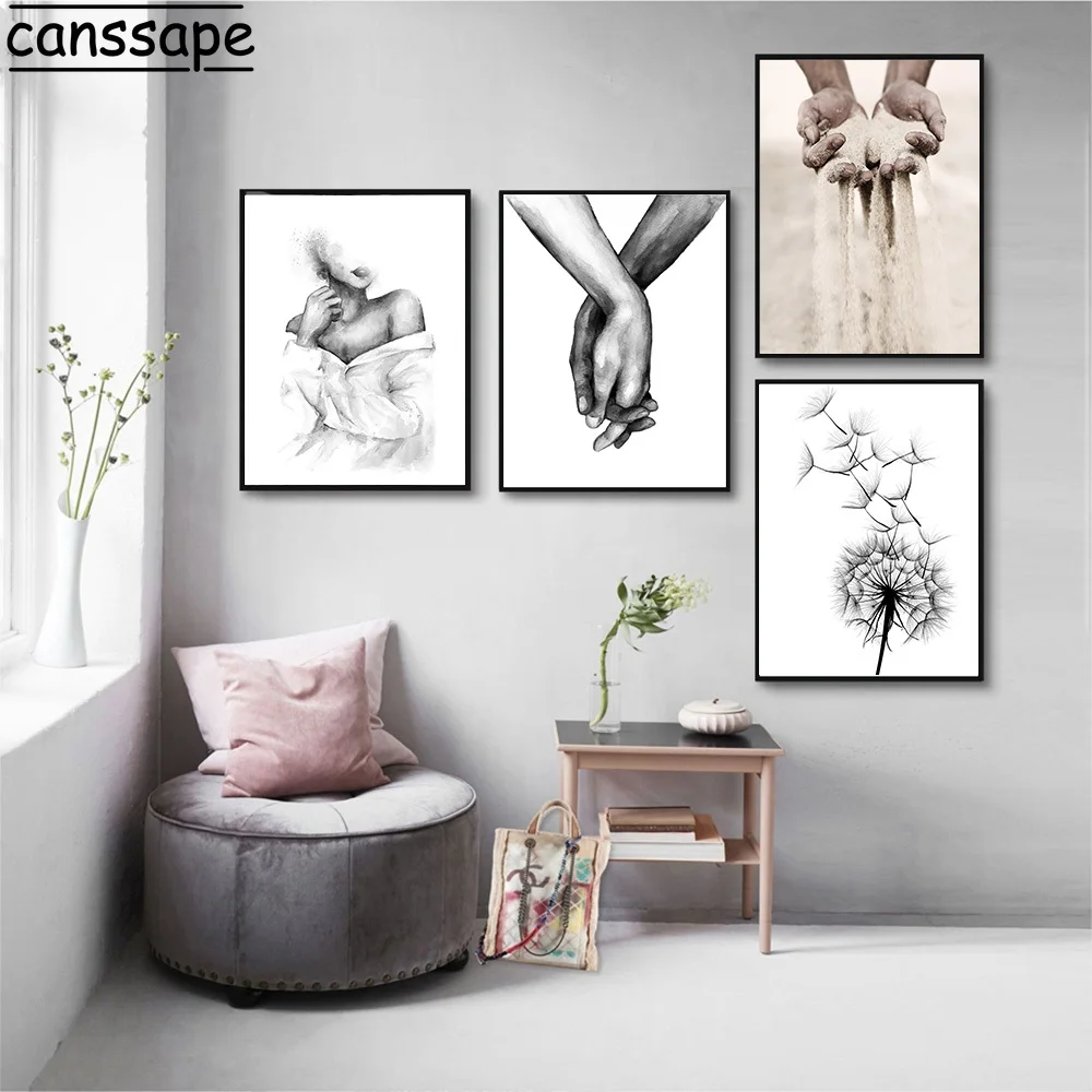 Картина с надписью поцелуй на плечо черно-белый постер в скандинавском стиле