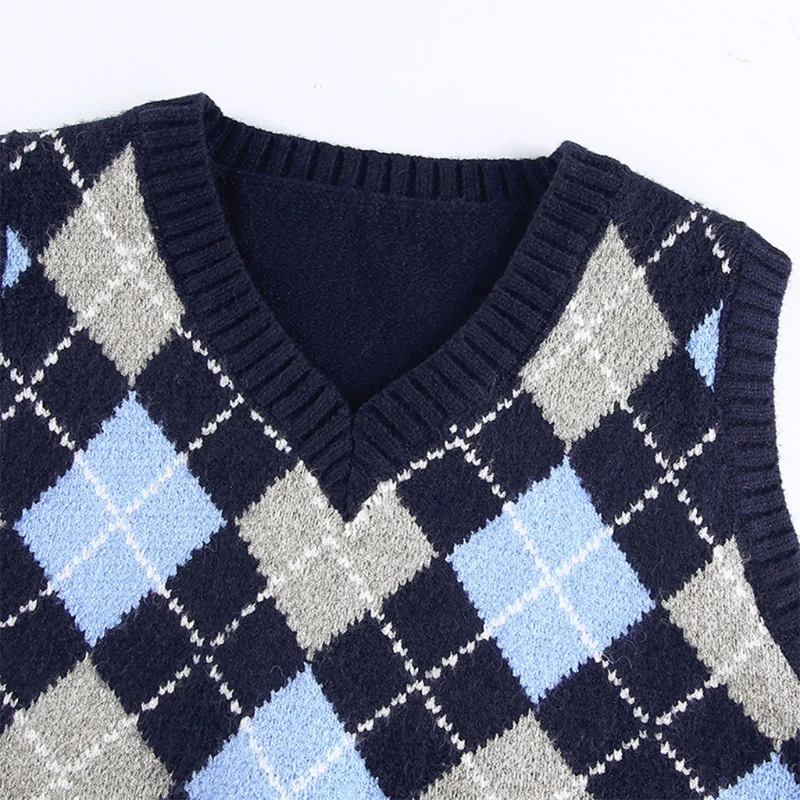 

Women British Sleeveless Sweater Vest V-Neck Rhombus Plaid Knitted Cropped Tank Top Basic Preppy Style Slim Knitwear