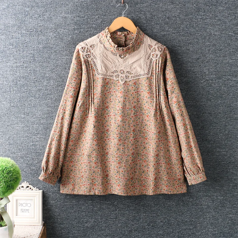 

Autumn and Winter New Women's Japanese Sweet Crochet Lace High Neck Brushed Cotton Fabric Floral Bottoming Long-sleeved Shirt