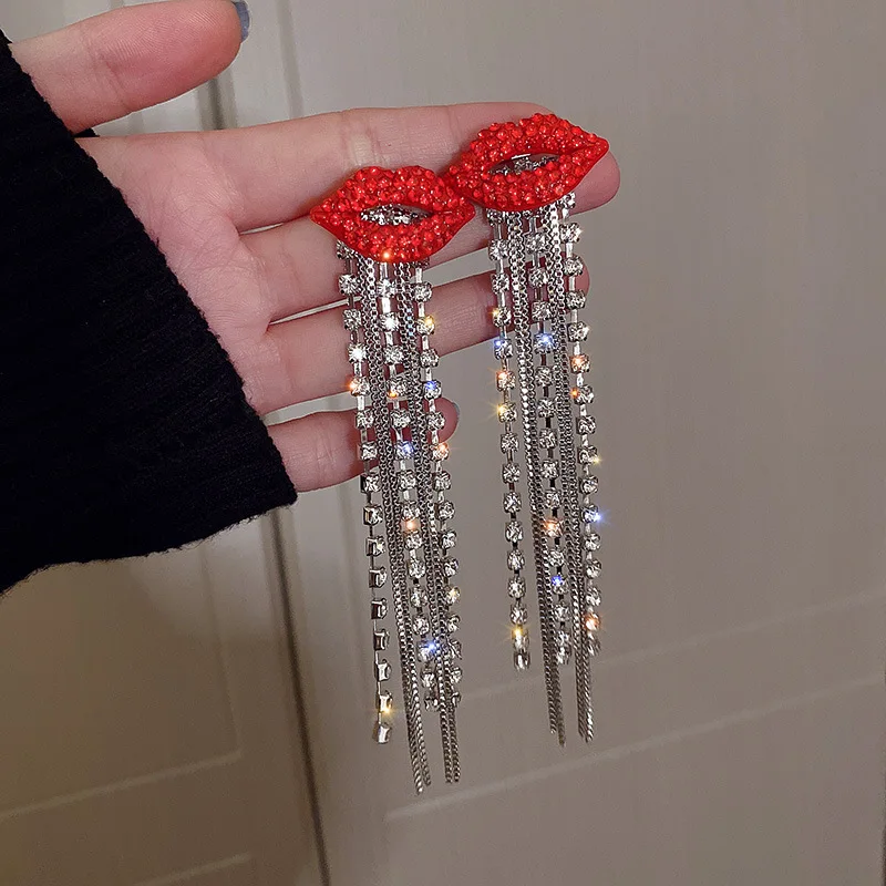 

Sexy Trendy Shining Rhinestone Long Dangle Earrings For Women Red Mouth Lip Shaped Tassel Pendientes Jewelry