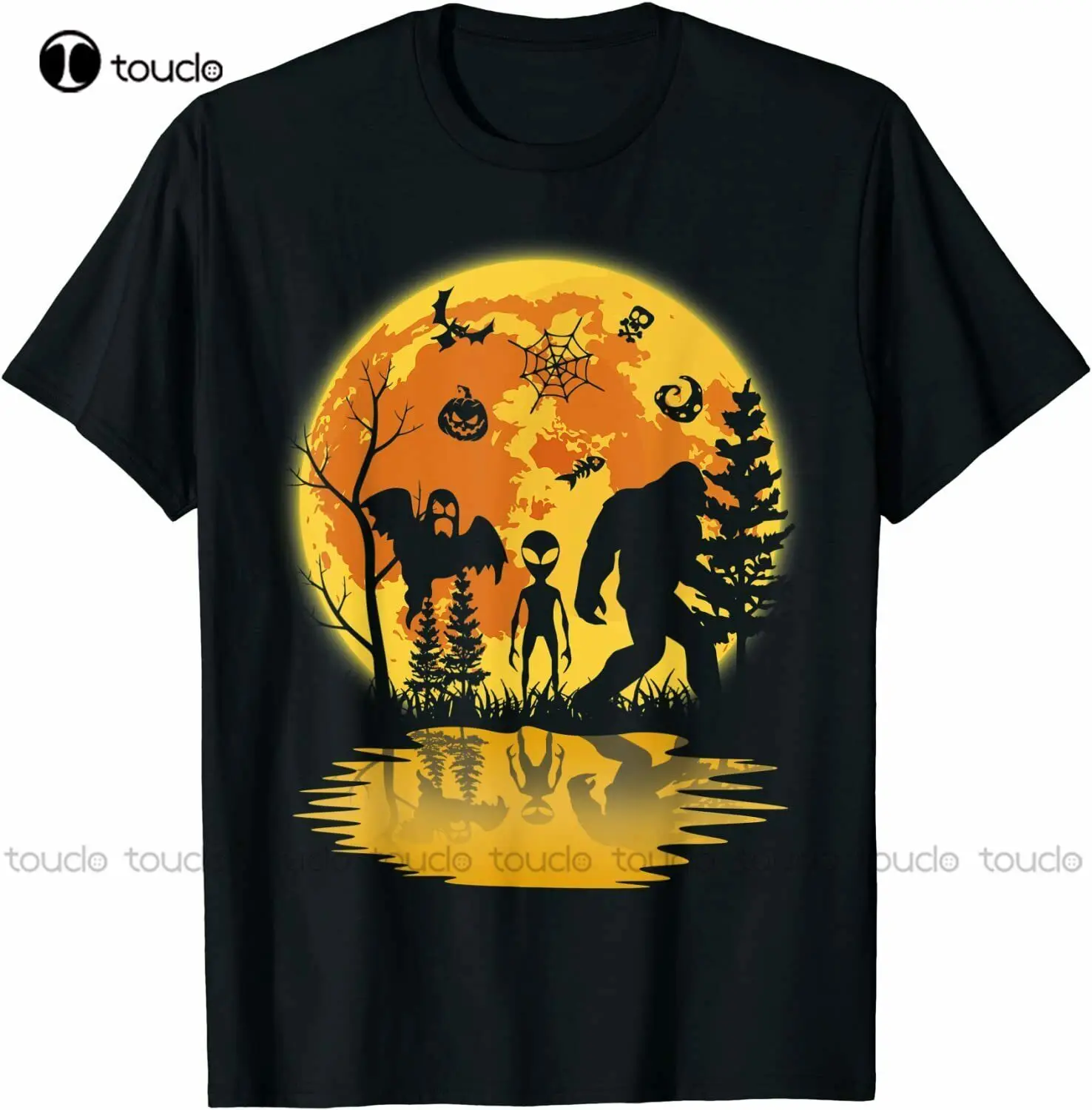 

New Funny Bigfoot With Alien And Ghost Costume Halloween T-Shirt Size S-5Xl Women Men Shirts