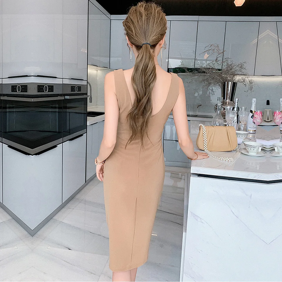 

Plain Elegant Party Dress 2021 Summer Sleeveless High Waist Asymmetrical Small Folds Sexy Hollow Back Temperament Women Dress