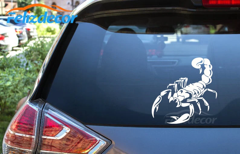 Огромное количество цветов в виде скорпиона который заставляет людей страх