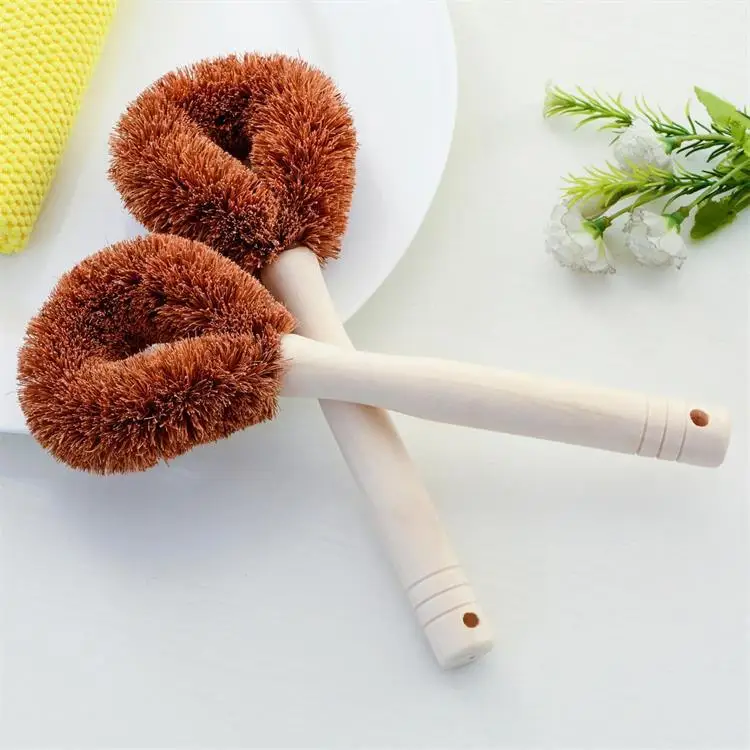 

Coconut palm pot brush with wooden handle cleaning brush washing pot kitchen pot brush cleaning brush decontamination kitchen