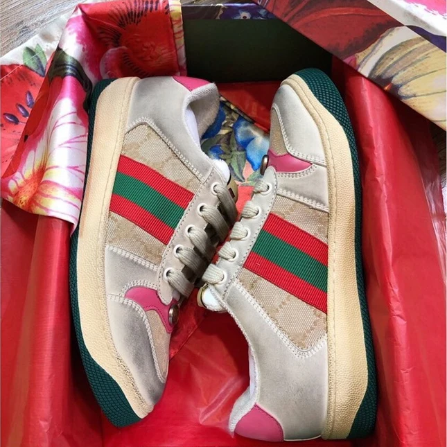 

Sneakers Women Shoes 2021 European Retro Distressed Small Dirty Shoes Women Small White Shoes Flat Bottom Shoes Soft Sole