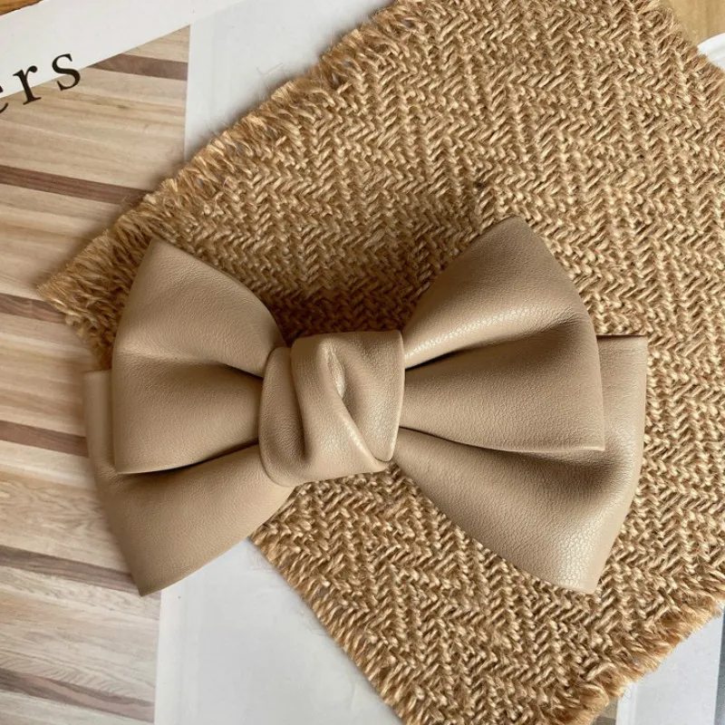 

Korea New Leather Bow Hairpin for Women 2020 Vintage Solid Color Party Hair Clips