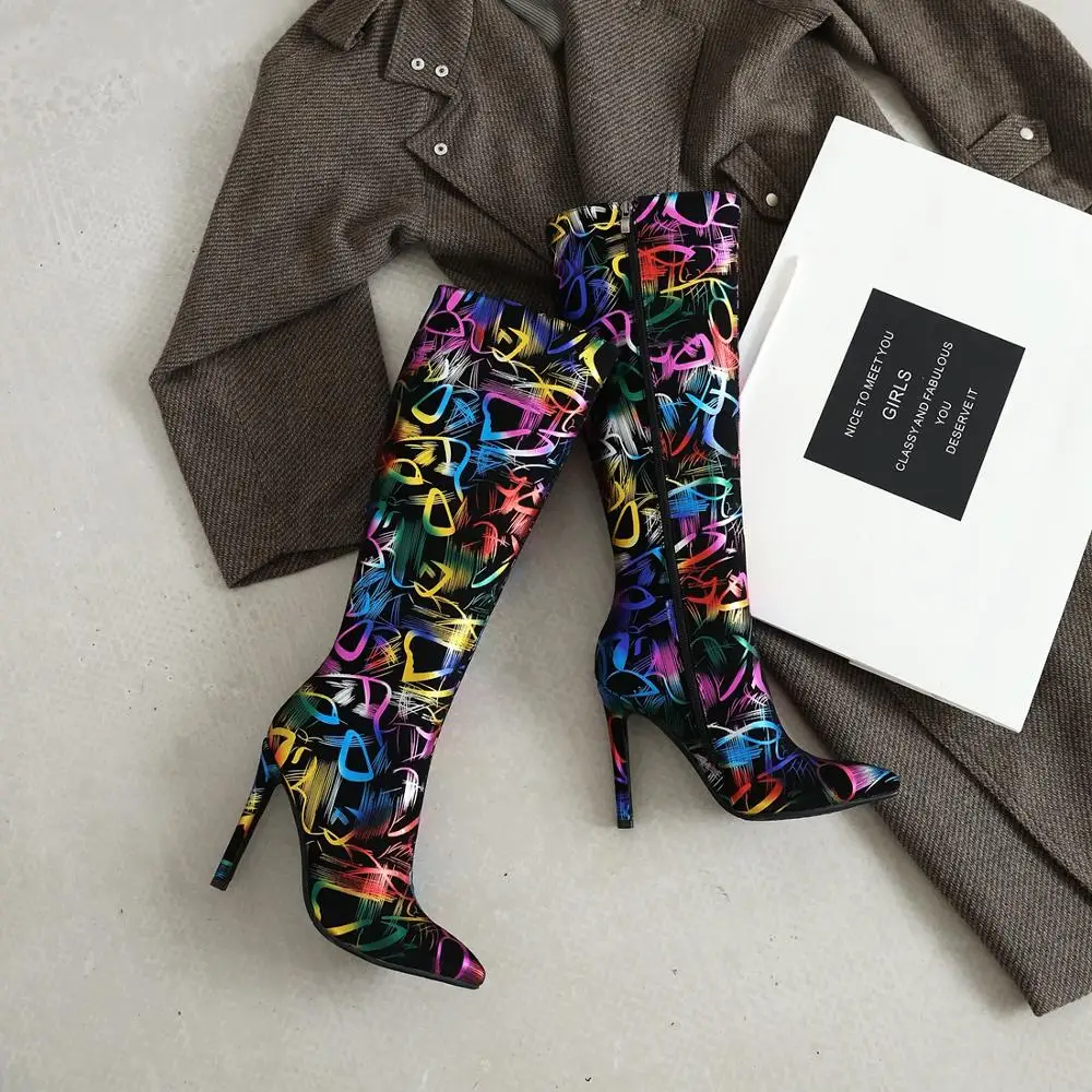 Модные зимние женские сапоги Женские до колена с цветочным рисунком Модная обувь