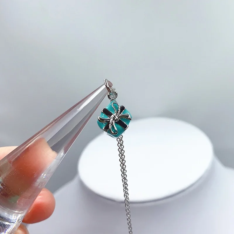 

Original Bowknot Gift Pendant Necklace Women Logo 1:1 925 Sterling Silver High Quality Classics Jewelry Christmas