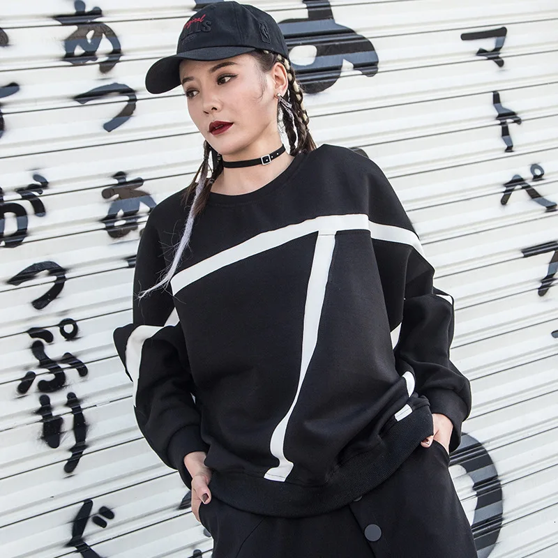 Женский свитер LANMREM черная и белая теплая толстовка с круглой шеей Весенняя