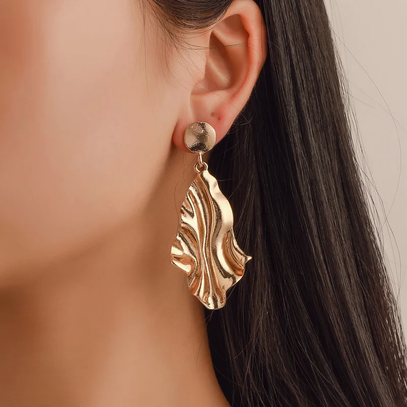 

New Fashion Gold Color Metal Drop Earrings Stainless Steel Simple Knot Twist Earrings For Women Statement Jewelry 2021 Pendiente