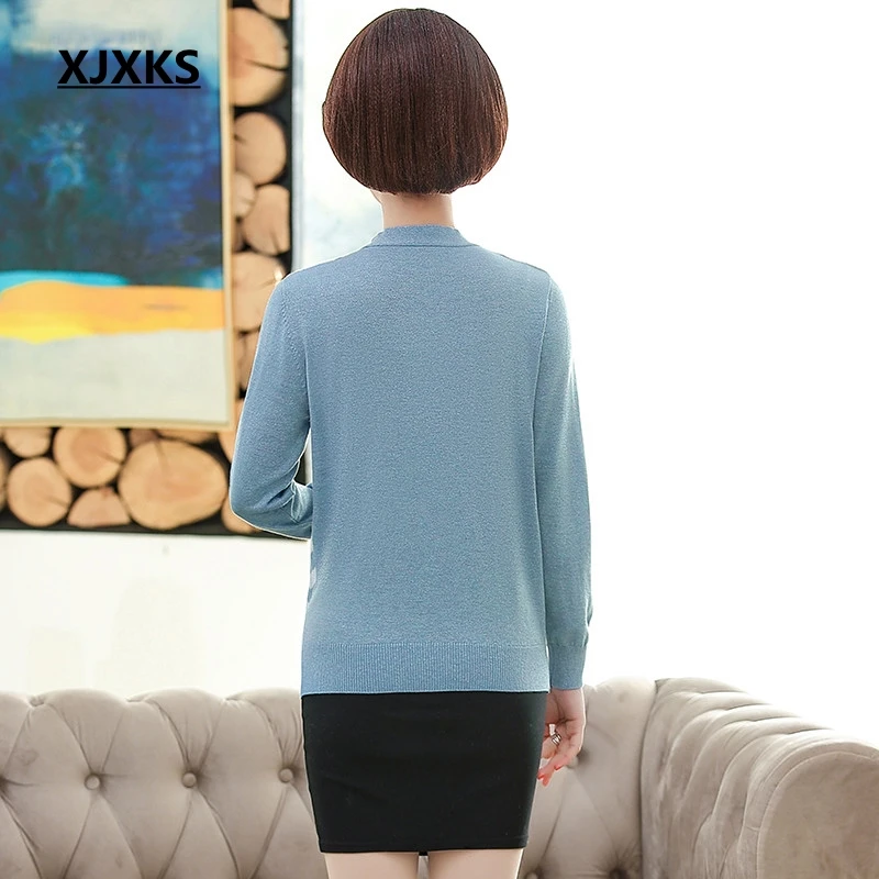 XJXKS свитер с воротником-бабочкой Женский пуловер модный вязаный в полоску Яркий