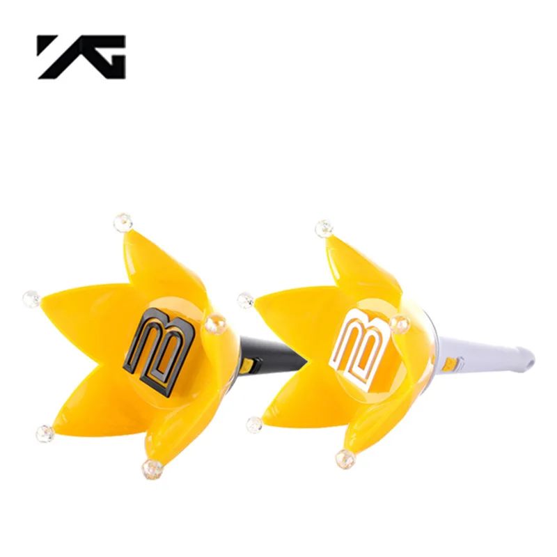 

BIGBANG GD Crown Light Ver.4 Fan Light Concert Cheer Leading Light Stick VIP Fans Collectibles