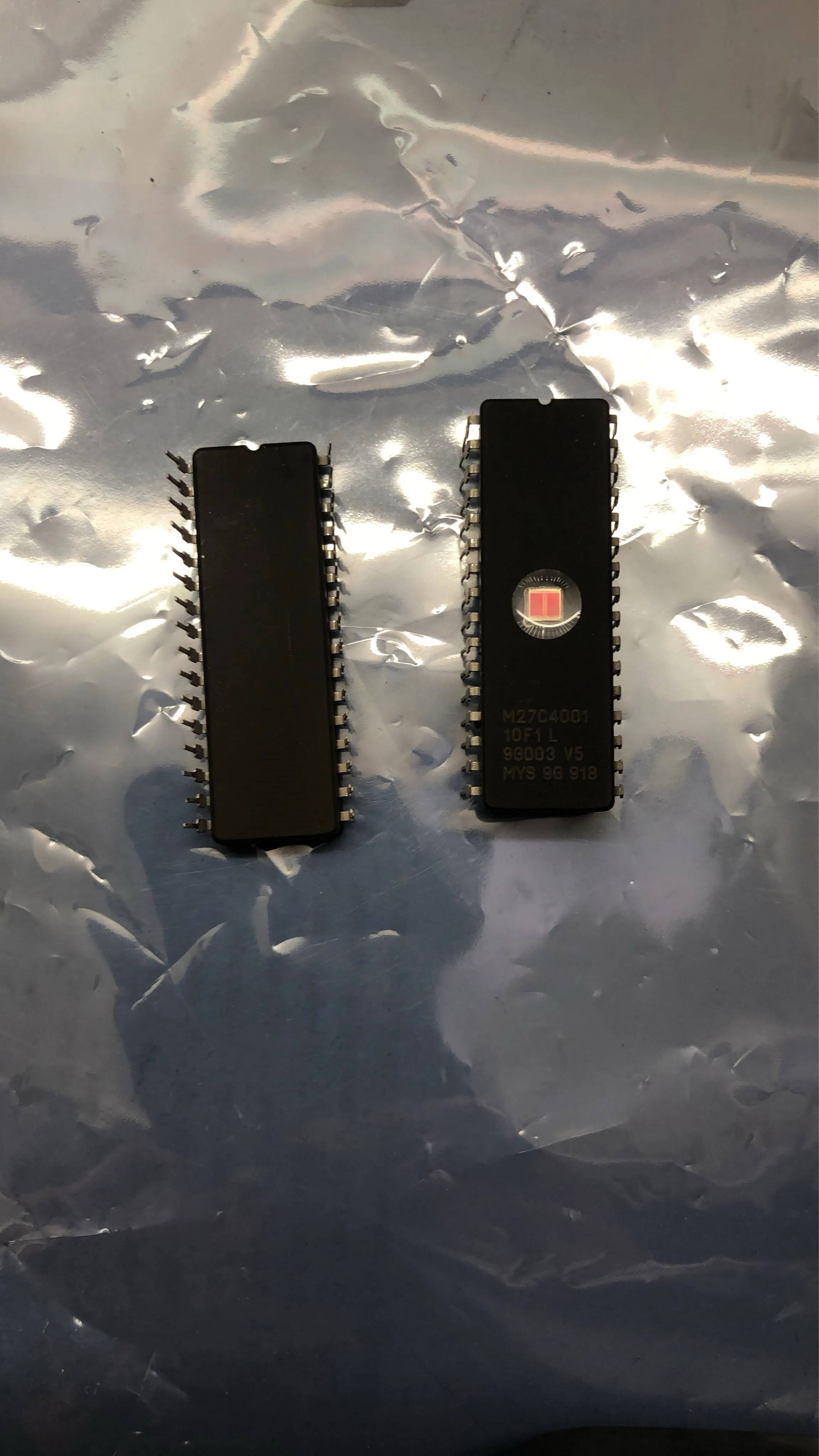 Φ керамическая память DIP32 M27C4001|integrated circuit|p p |