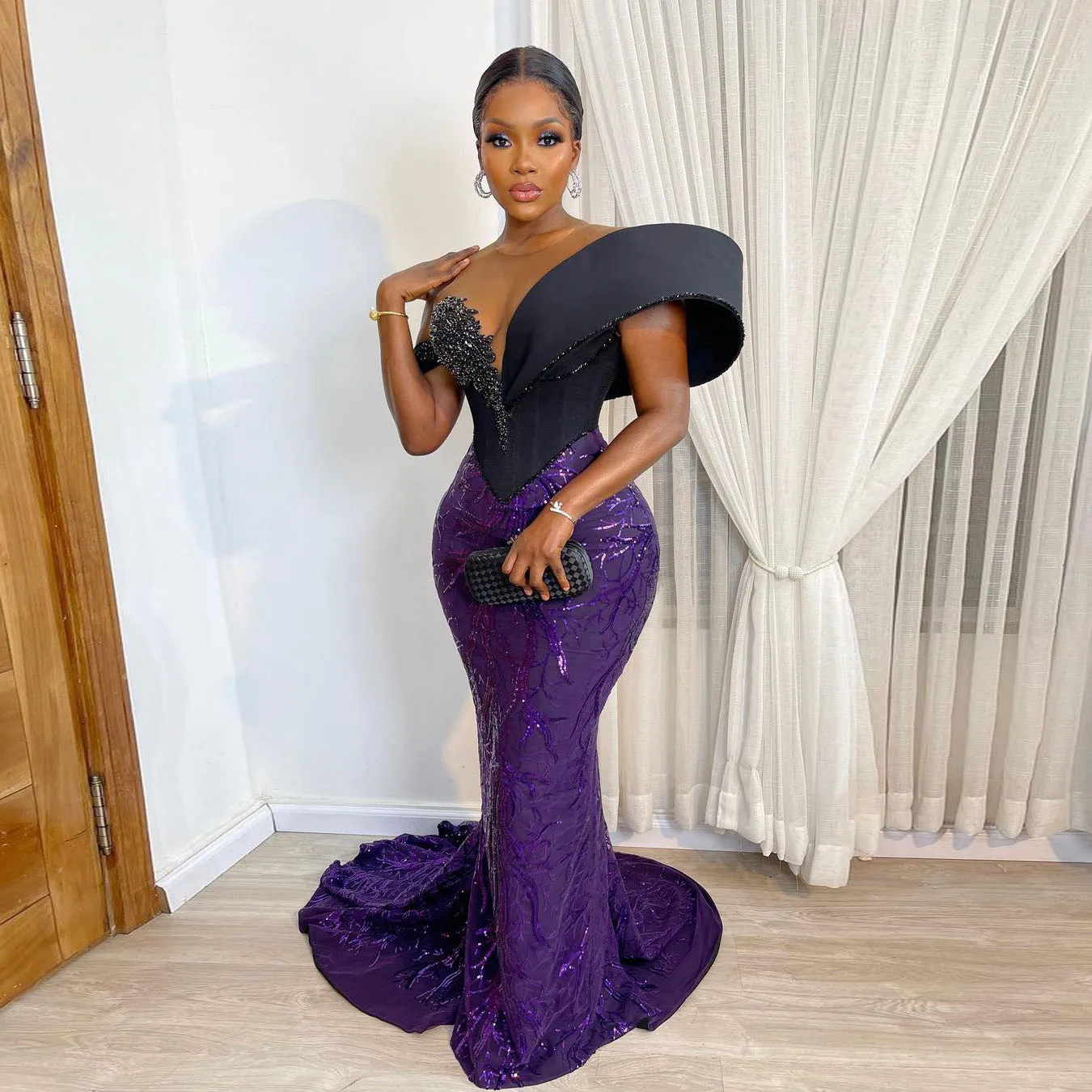 

Женское вечернее платье с V-образным вырезом, с открытыми плечами