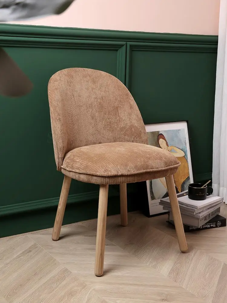 Скандинавский однотонный деревянный сетчатый красный стул для макияжа простой