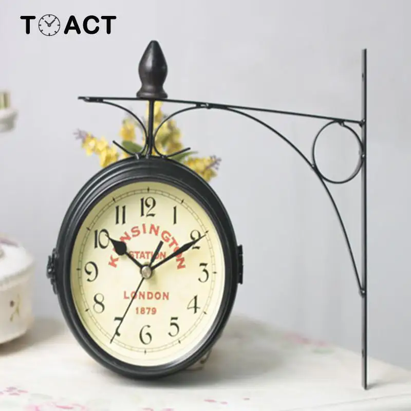 Винтажные декоративные двухсторонние металлические настенные часы старинный