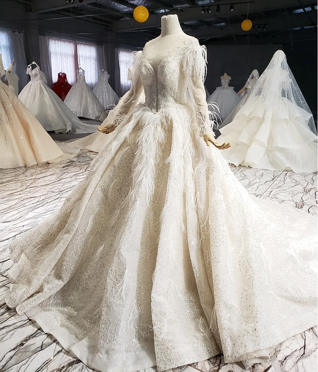 Boho Свадебные платья с круглым вырезом и длинными рукавами свадебные перьями