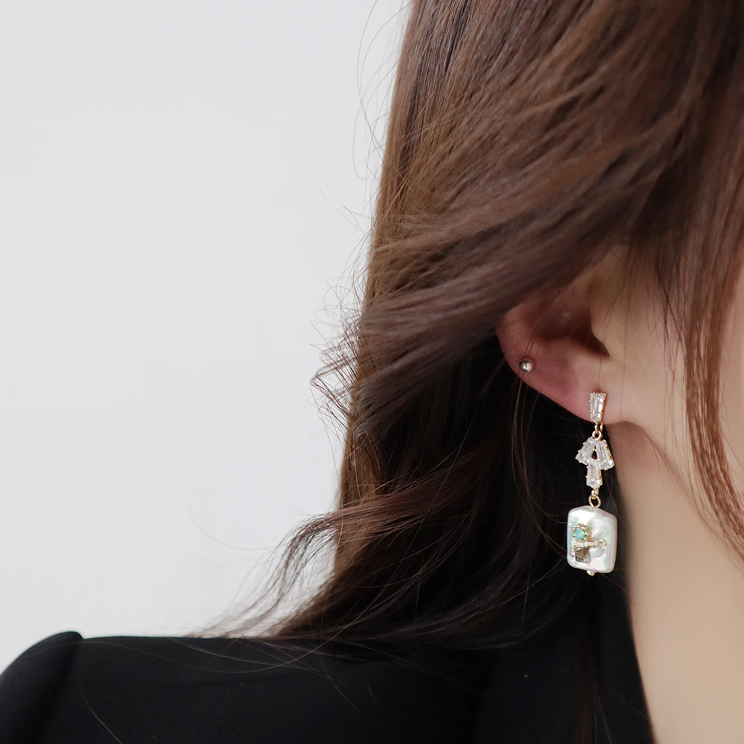 

14k Real Gold Fashion Jewelry Zircon Long Baroque Freshwater Pearls Handmade Crystal Luxury Earrings for Woman Holiday Earring