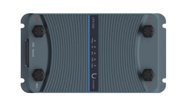 

Professional hard shell Compact and Water Proof IP65 dcdc solar charger
