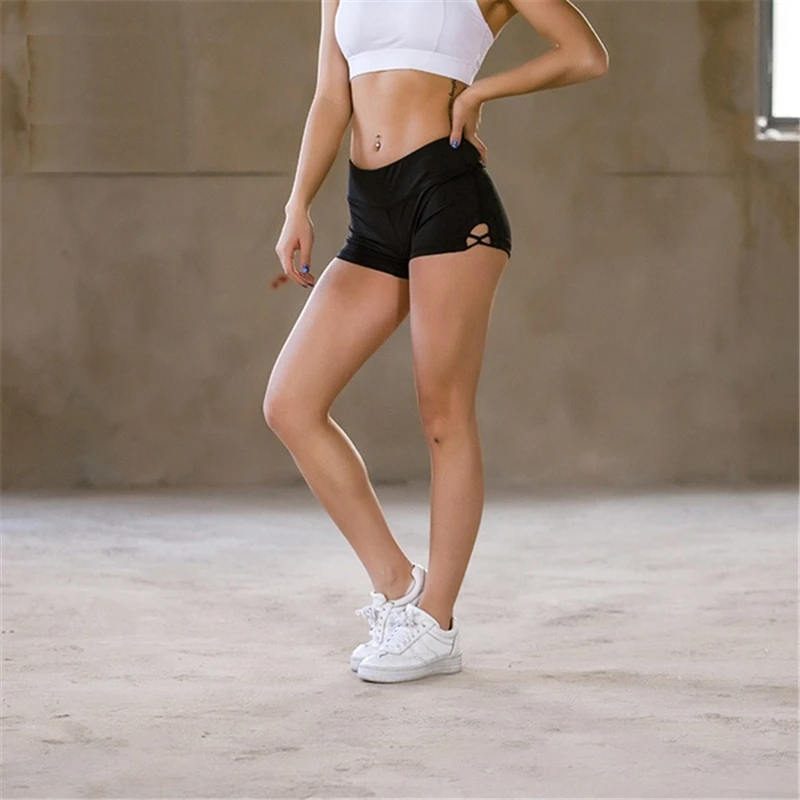 

2021 New Summer Ladies Shorts Hot Shorts European And American Women's Sexy Running Stretch Yoga Sports Shorts