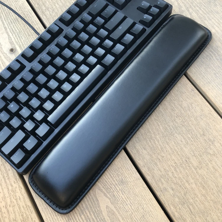 

Wrist Pad for Mechanical Keyboard,PU,Memory Foam,Good Resilient for Wrist Rest,Black