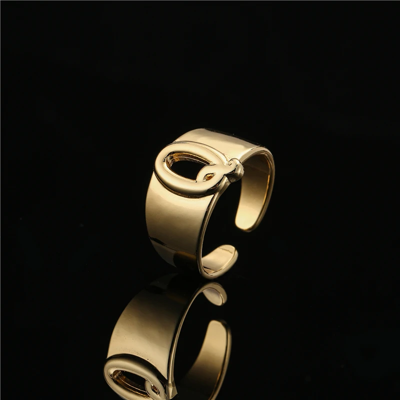 Новинка 2021 модные блестящие кольца золотого цвета с 26 буквами для женщин и мужчин
