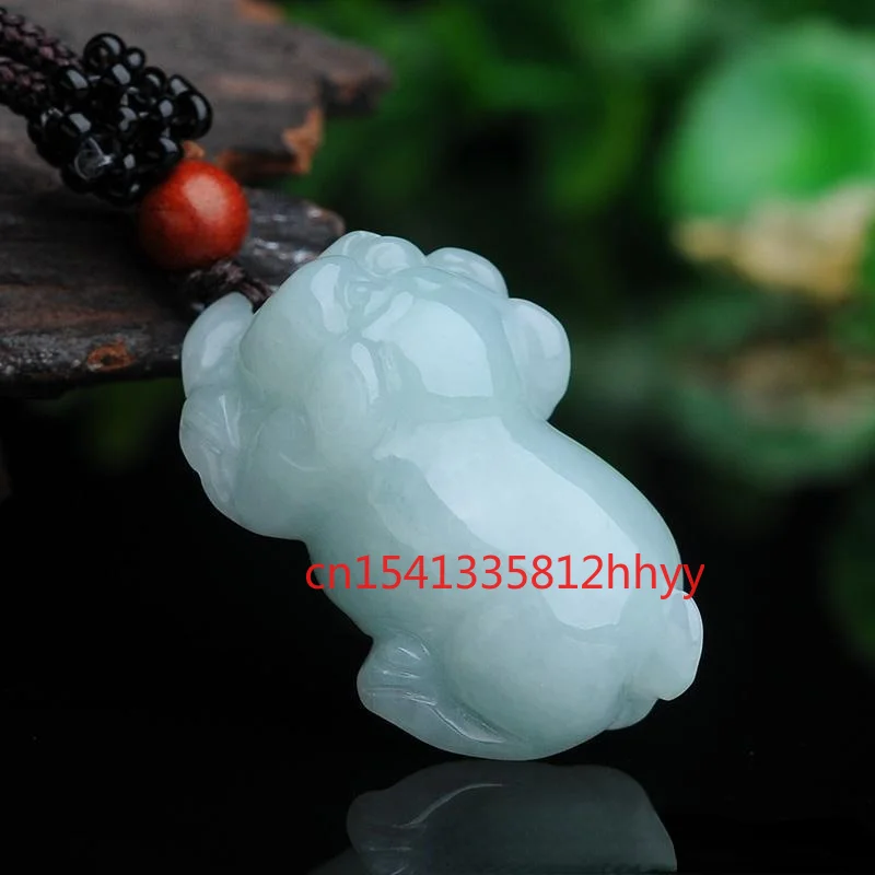 

Hot Selling Natural Jadeite Pig Pendant Charm Jewellery Hand-Carved Pendant for Women Men Fashion Accessories
