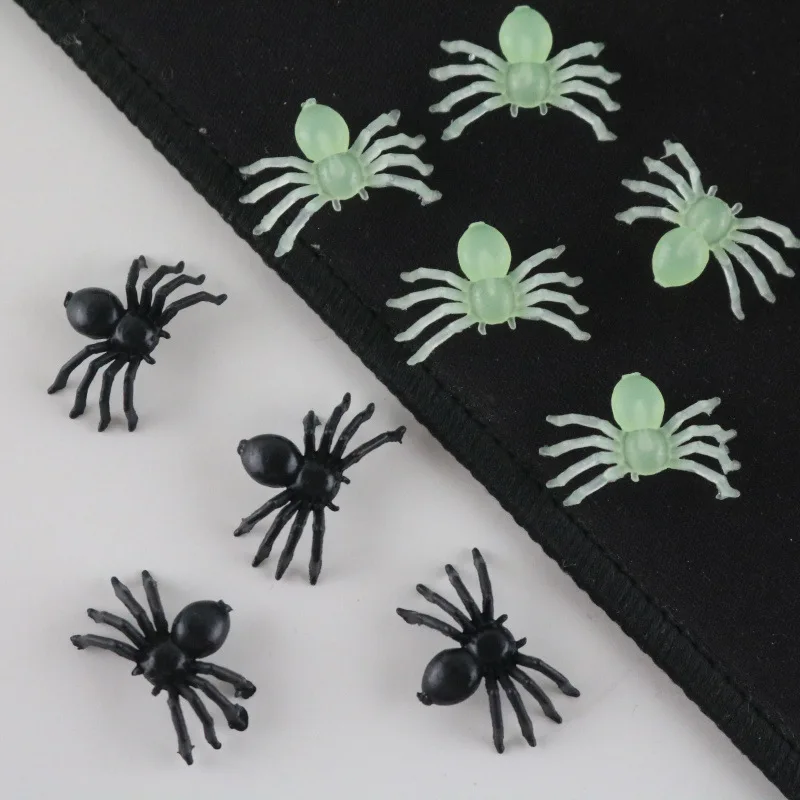 

10 черная светящаяся искусственная имитация окружающей среды, День дурака, трехцветные игрушки-насекомые