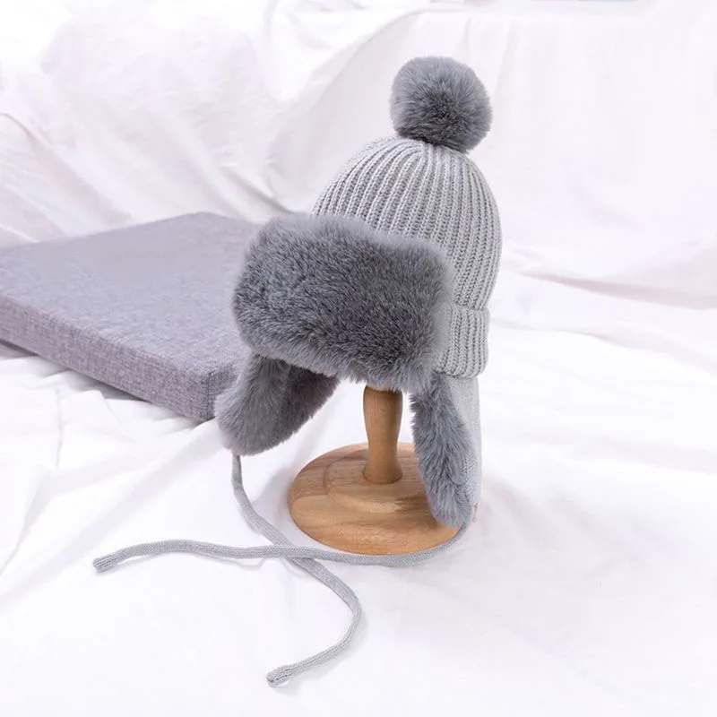 Детская шапка зимняя для мальчиков и девочек однотонная теплая Вельветовая