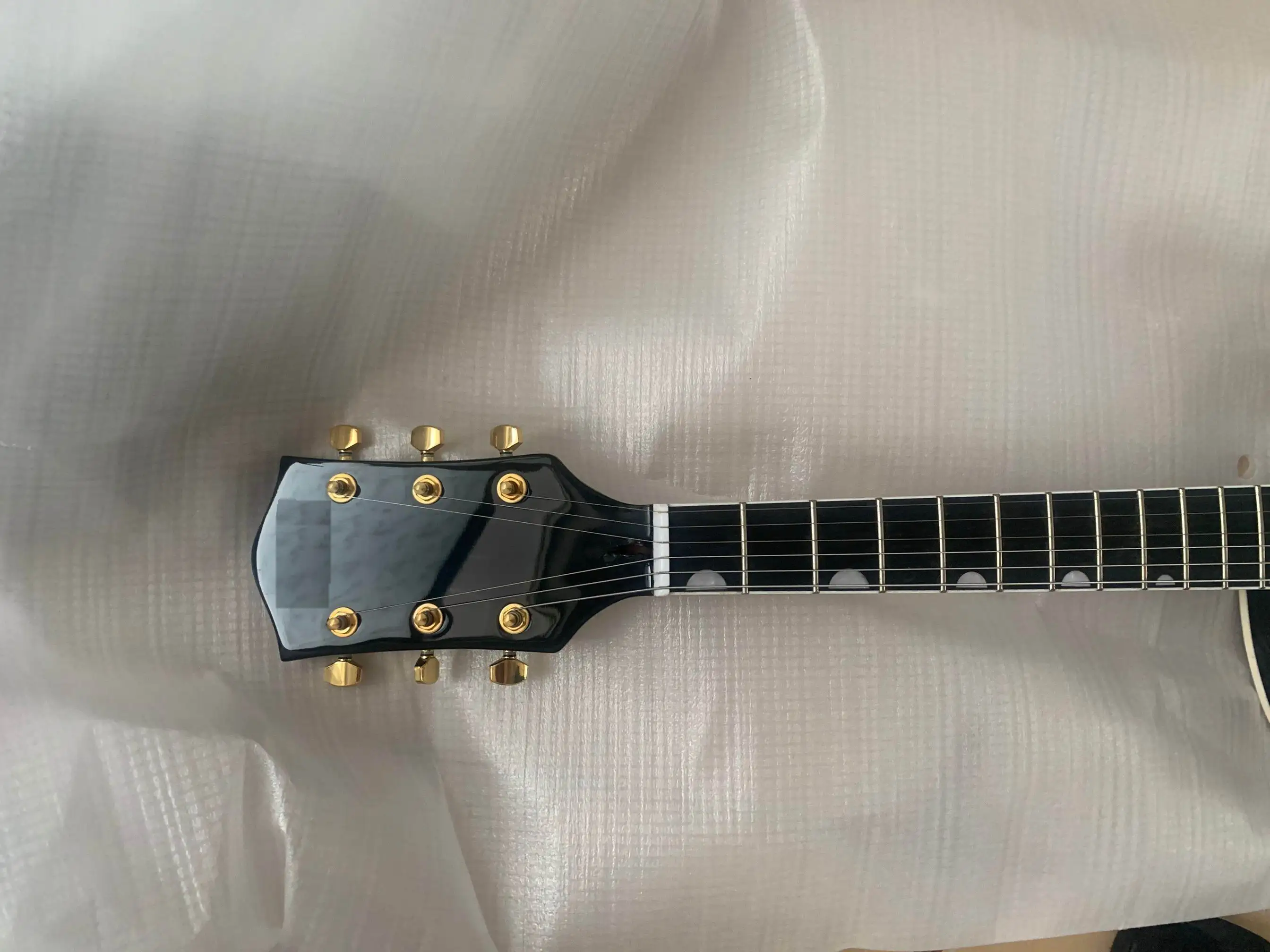 Бесплатная доставка новое поступление электрическая гитара Jazz полупустотелый