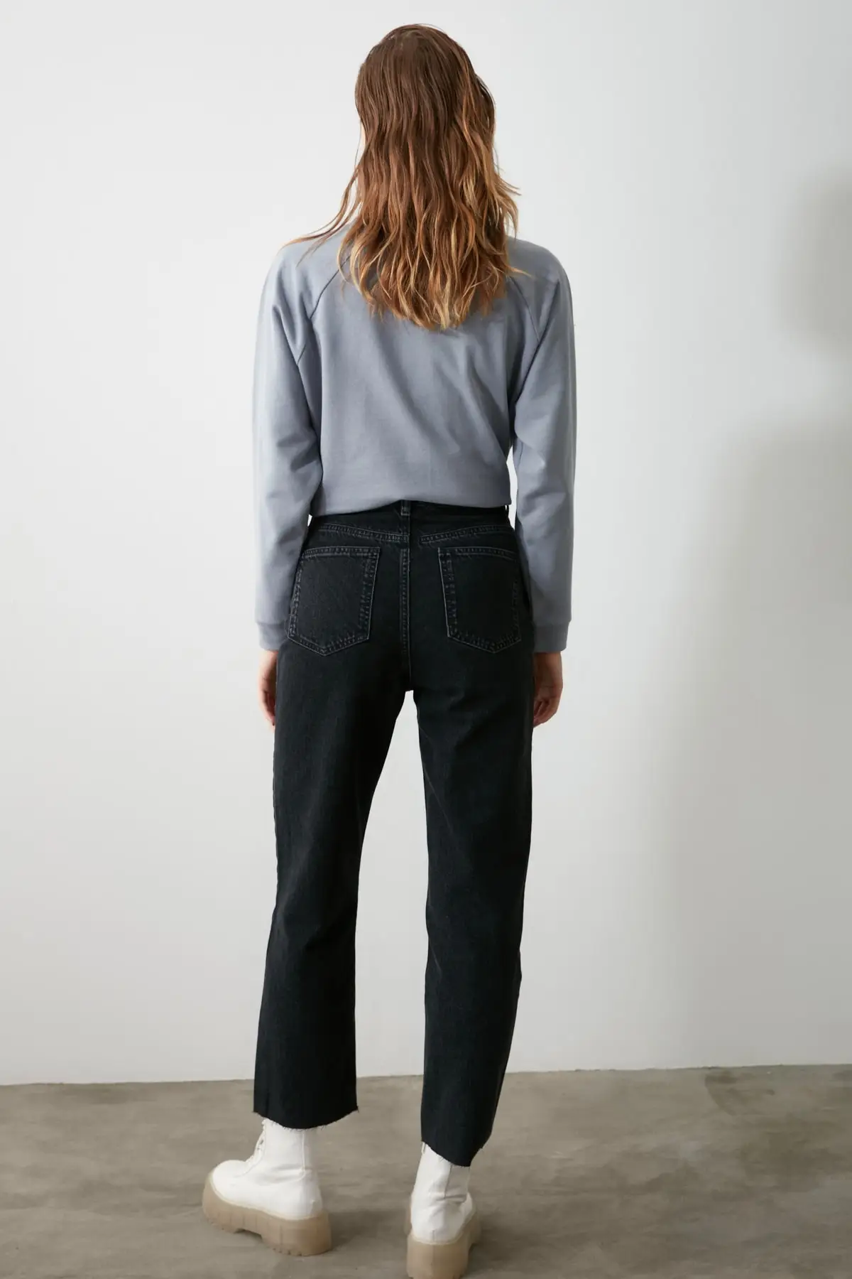 

Trendyol High Bel Straight Jeans TWOAW21JE0335