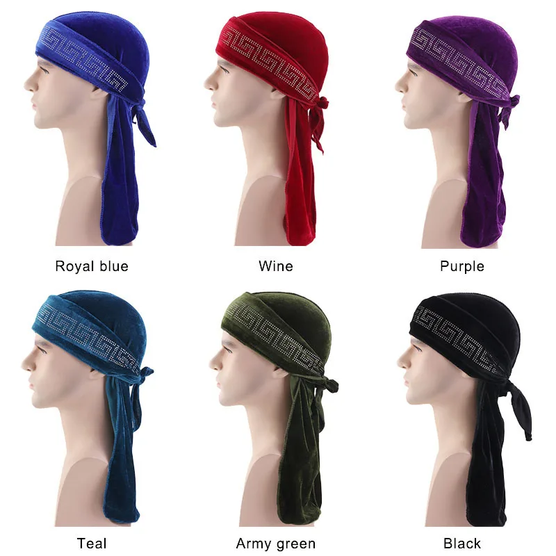 

Hair Coloring Mens Luxury Velvet Durags Long Tail Pirate Cap Round Shape Rhinestone Flannel Hat Hip Hop Bandana Head Cover