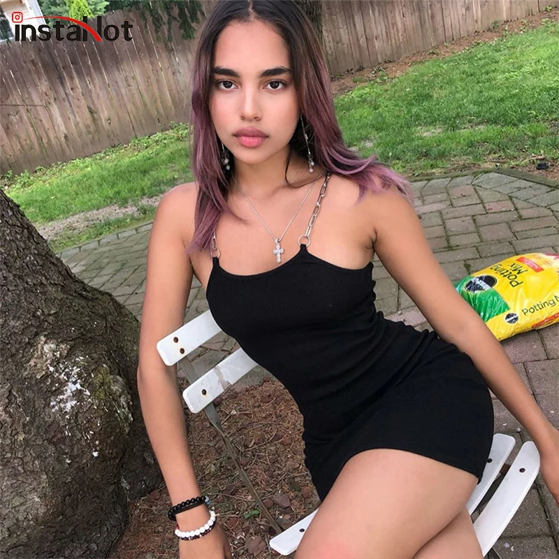 Соблазнительные новые платья на бретелях цепочках черное зеленое трикотажное