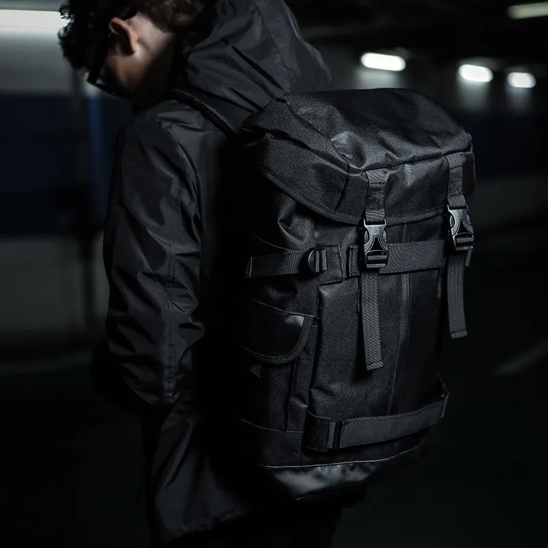 

New Fashion Casual Men's Backpack Trend Large Capacity Male Student Backpack Chic Practical Outdoor Travel Computer Backpack