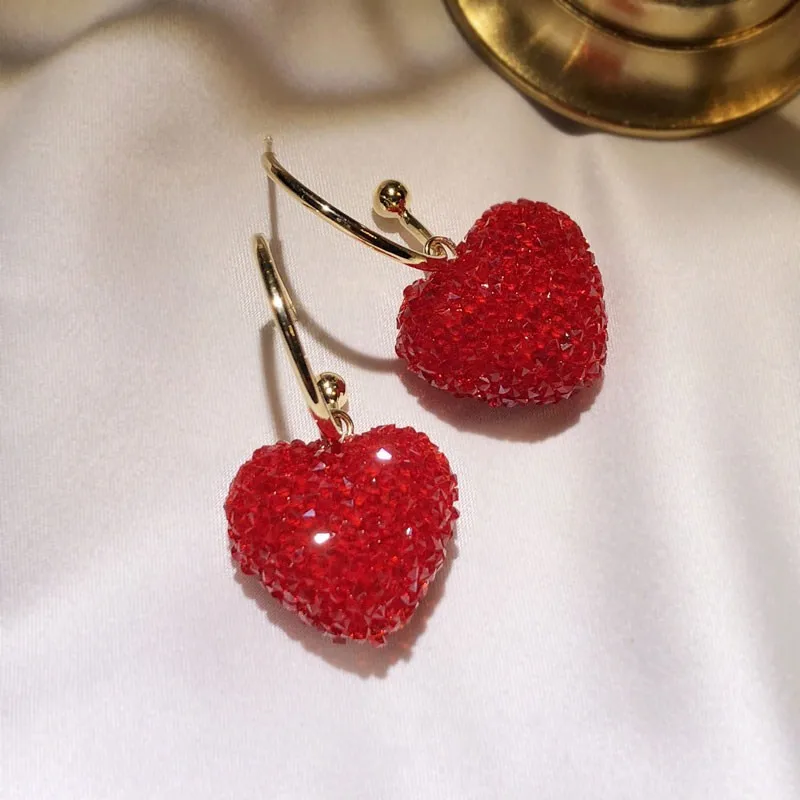 Женские серьги-подвески из серебра 925 пробы с сердечком и фианитом | Украшения