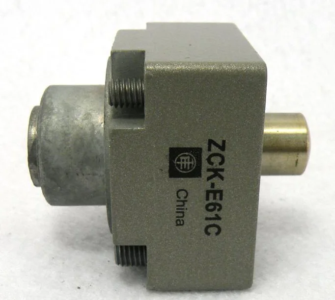 

Концевой выключатель Schneider ZCK-E61C ZCKE61C, 1 шт., новинка