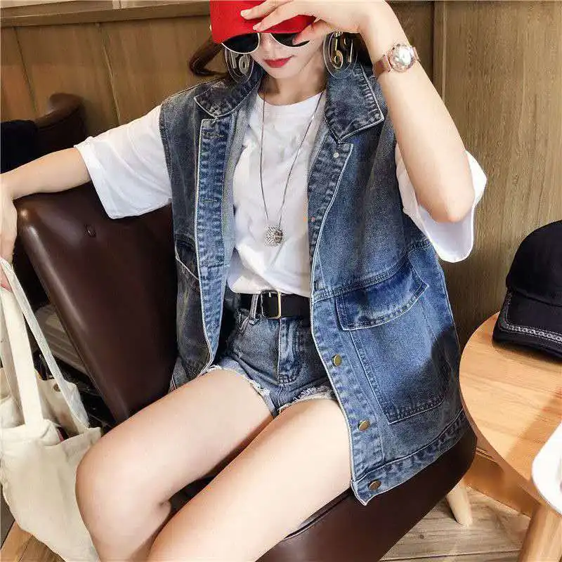 

2021 New Fashion Spring Denim Vest Women Casual Coat Vintage Cardigan Sleeveless Turn-down Collar Woman Clothing Y163