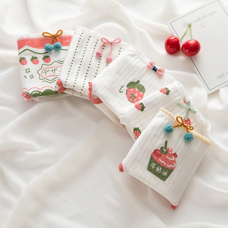 

Cotton Strawberry Pattern Underwear Women's Cotton Briefs Menstrual Panties Sweet Girls Lingerie Female Briefs