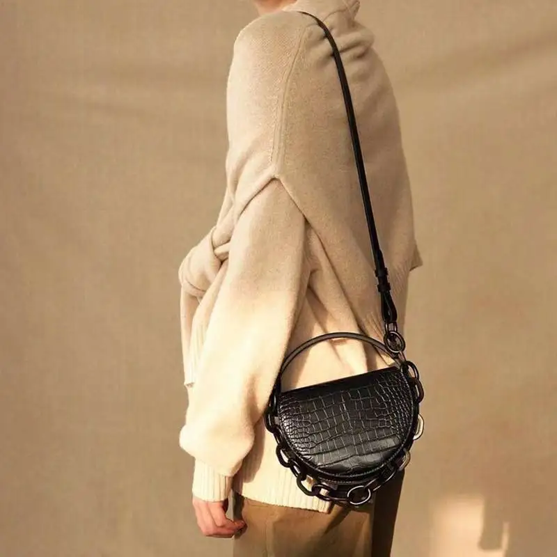 

2020 Fashion Brand Design New Fashion Ladies Casual Saddle bag Women for bag Shoulder bag Semicircular Handbag Party bags